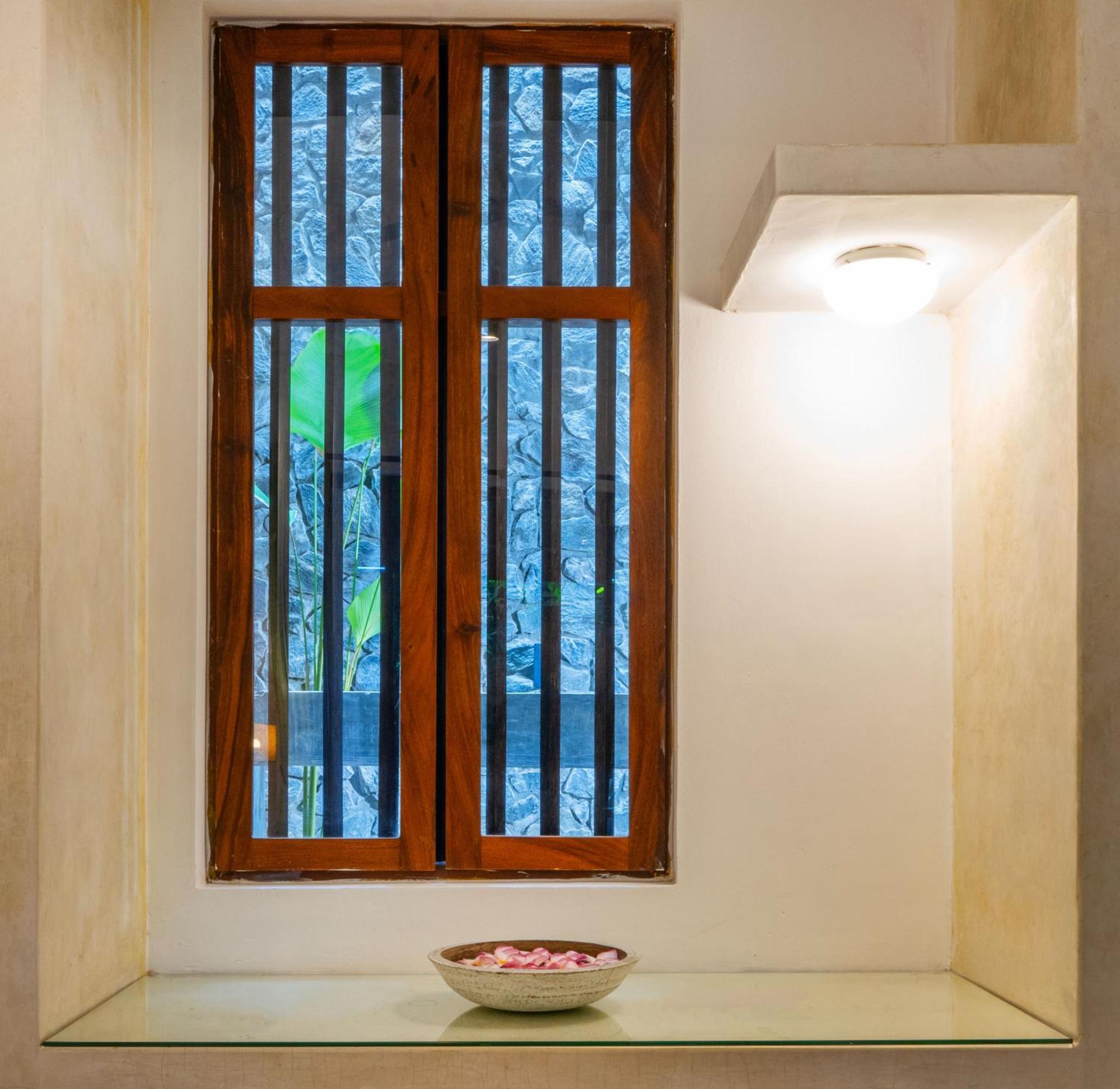Zylan Luxury Villa Kolombo Oda fotoğraf
